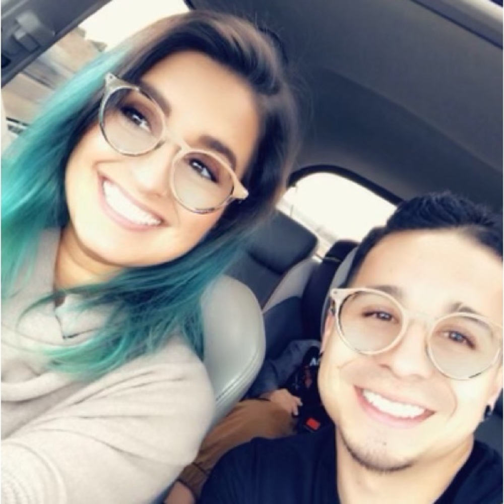 Meet your Posher's, Brian & Brooklyn!
